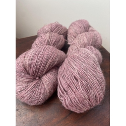 "Dundaga"- latvian sheep wool 6/1 lace