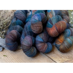 Siūlai "Hippie Fibres" 100% merino vilna